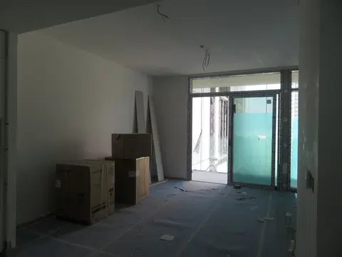 Palace Residences - Dubai Creek Harbour, Dubai Creek Harbour construction progress — 2 September 2022, 63.21% complete, photo 1 of 3