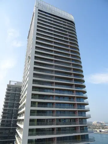 Ход строительства Grand Bleu Tower, Emaar Beachfront — 25 декабря 2023, готовность 91.54%, снимок 3 из 11