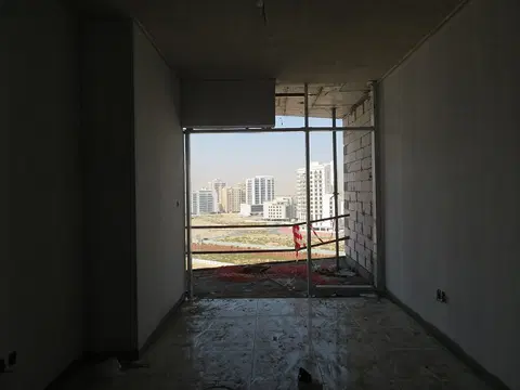 Blue Wave, DubaiLand Residence Complex construction progress — 7 April 2022, 56.48% complete, photo 4 of 8