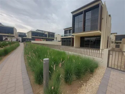 Ход строительства Golf Place Ll, Dubai Hills Estate — 18 февраля 2025, готовность 100,00%, снимок 7 из 9