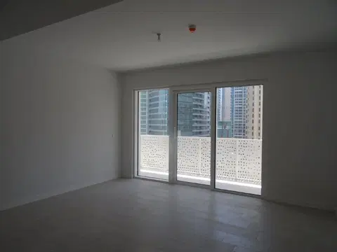 La Vie, Jumeirah Beach Residence construction progress — 10 May 2023, 94.07% complete, photo 6 of 11