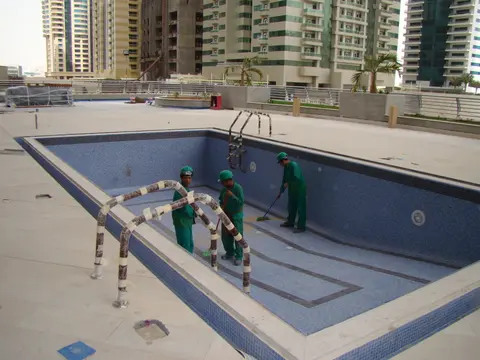 Ход строительства Princess Tower, Dubai Marina — 19 апреля 2012, готовность 98,11%, снимок 10 из 10