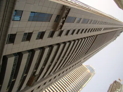 Ход строительства Princess Tower, Dubai Marina — 19 апреля 2012, готовность 98,11%, снимок 7 из 10