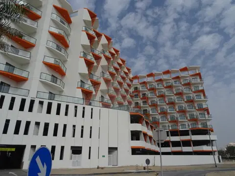 Ход строительства Binghatti Gate, JVC District 15 — 17 января 2022, готовность 100,00%, снимок 10 из 18