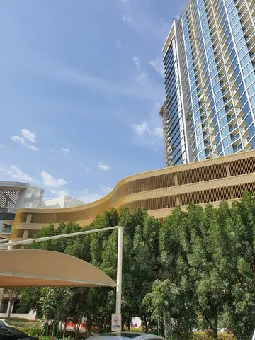Sobha Hartland Waves, Mohammed Bin Rashid City construction progress — 27 February 2023, 96.51% complete, photo 8 of 13