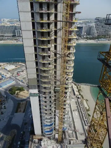 Palace Beach Residence, Emaar Beachfront construction progress — 25 December 2023, 53.14% complete, photo 3 of 9