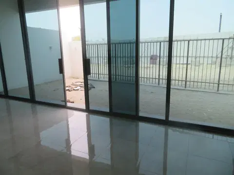 Ход строительства Mohammed Bin Rashid Al Maktoum City District One Phase III A Villas, Meydan One — 18 июля 2023, готовность 80.60%, снимок 10 из 10
