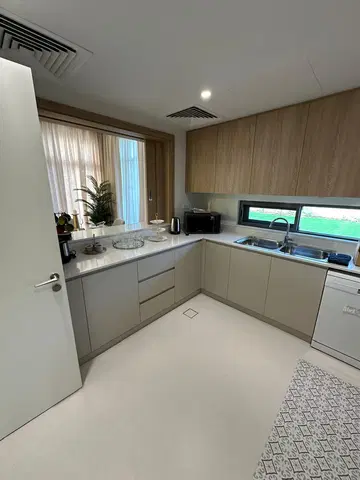 Ход строительства The Pulse Beachfront 2, Quick Market Dubai South — 4 марта 2025, готовность 100,00%, снимок 3 из 10