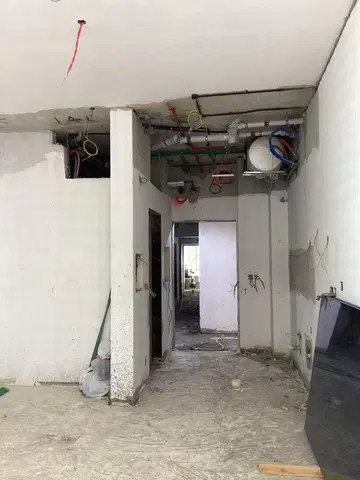 Samana Waves, Jumeirah Village Circle construction progress — 14 July 2025, 54.37% complete, photo 1 of 11