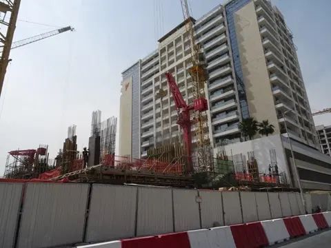 Binghatti Creek, Healthcare City Phase 2 construction progress — 15 April 2022, 15.30% complete, photo 3 of 6