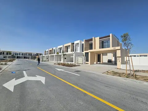 Ход строительства Greenview 3, Emaar South — 10 февраля 2025, готовность 100.00%, снимок 9 из 10