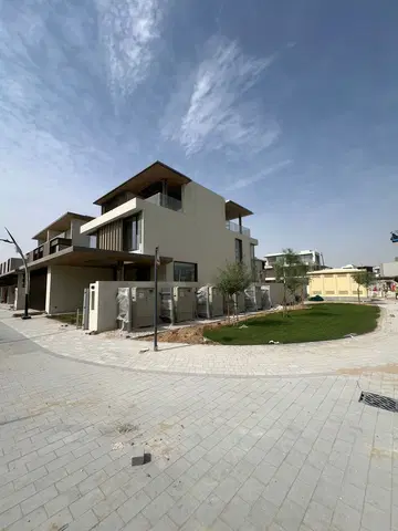 Ход строительства Nad Al Sheba Gardens Phase 2, Nad Al Sheba 1 — 16 сентября 2025, готовность 98.75%, снимок 5 из 7