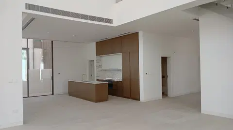 Ход строительства Nad Al Sheba Gardens Phase 2, Nad Al Sheba 1 — 8 декабря 2025, готовность 100.00%, снимок 5 из 14