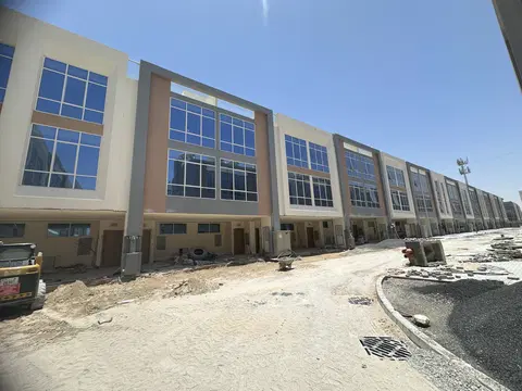 Ход строительства Verdana (Phase 1), Dubai Investments Park — 3 июня 2026, готовность 94,62%, снимок 4 из 9