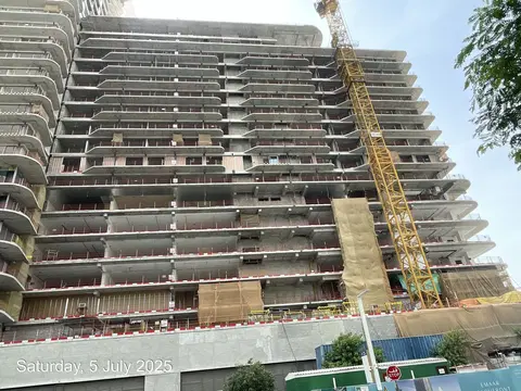 Address Residences The Bay, Emaar Beachfront construction progress — 10 July 2025, 39.31% complete, photo 1 of 7