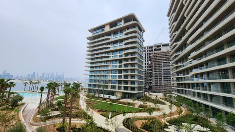 Serenia Residences, The Palm Crescent construction progress — 31 March 2026, 98.04% complete, photo 11 of 12