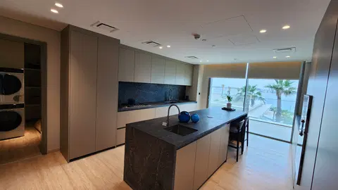 Serenia Residences, The Palm Crescent construction progress — 31 March 2026, 98.04% complete, photo 3 of 12
