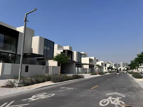 Address Hillcrest, Dubai Hills Estate construction progress — 29 October 2025, 100.00% complete, photo 10 of 15