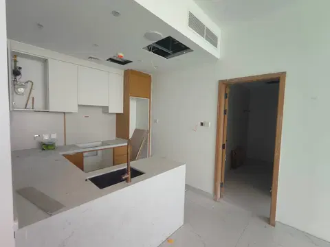 Ход строительства North Forty Three Serviced Residences, Jumeirah Village Circle — 14 апреля 2026, готовность 94,74%, снимок 3 из 11