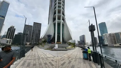 Jumeirah Living Business Bay, Peninsula construction progress — 16 December 2025, 100.00% complete, photo 5 of 14
