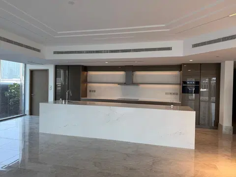 Ход строительства The Residence Burj Khalifa, Downtown Dubai — 21 сентября 2026, готовность 100,00%, снимок 9 из 16