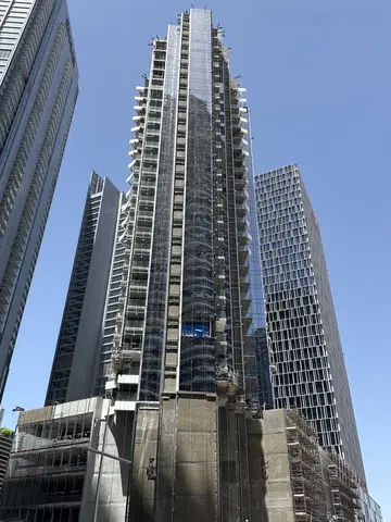 Ход строительства Elegance Tower, Downtown Dubai — 12 апреля 2026, готовность 86,23%, снимок 4 из 11