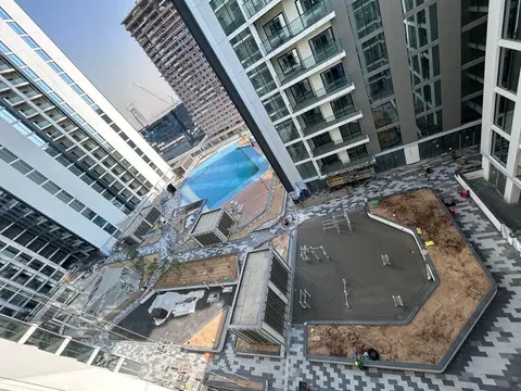 Ход строительства Crest Grande, Sobha Hartland — 21 октября 2025, готовность 94.73%, снимок 1 из 10