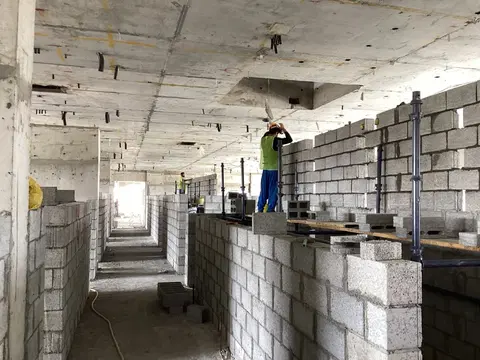 Vincitore Volare, Arjan construction progress — 21 July 2025, 32.37% complete, photo 5 of 7