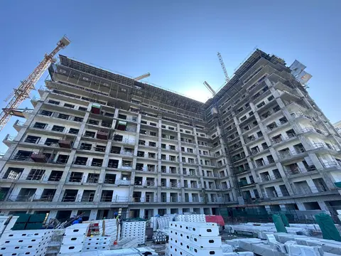 Vincitore Volare, Arjan construction progress — 15 December 2025, 51.12% complete, photo 1 of 9