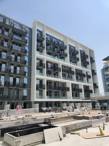 Beverly Boulevard, Arjan construction progress — 19 September 2024, 90.51% complete, photo 7 of 10