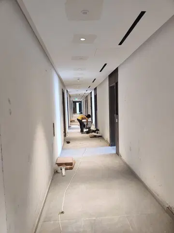 Beverly Boulevard, Arjan construction progress — 19 September 2024, 90.51% complete, photo 2 of 10