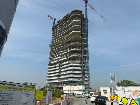 Bulgari Lighthouse Dubai, Jumeirah Bay Island construction progress — 15 January 2026, 43.91% complete, photo 7 of 10
