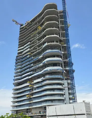 Bulgari Lighthouse Dubai, Jumeirah Bay Island construction progress — 15 April 2026, 53.47% complete, photo 5 of 9