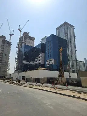 Ход строительства Azizi Riviera Azure, Bu Kadra — 17 июля 2025, готовность 100,00%, снимок 11 из 13
