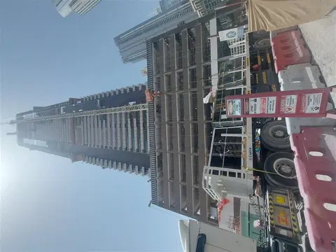 Ход строительства St. Regis Residences Financial Center Road, Downtown Dubai — 6 мая 2025, готовность 67.85%, снимок 3 из 3