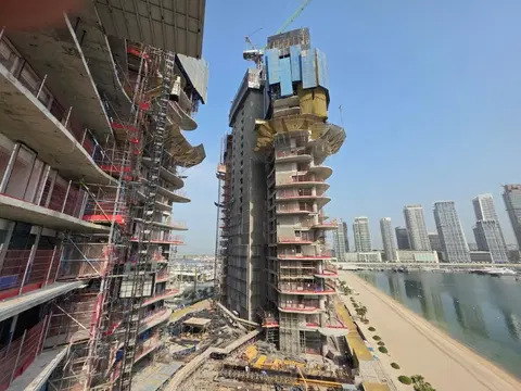 Damac Bay, Dubai Marina construction progress — 18 August 2026, 33.76% complete, photo 2 of 10