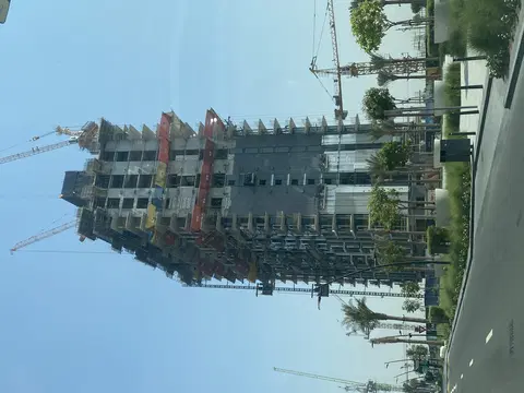 Palace Residences North, Creek Island construction progress — 11 September 2024, 30.15% complete, photo 4 of 6
