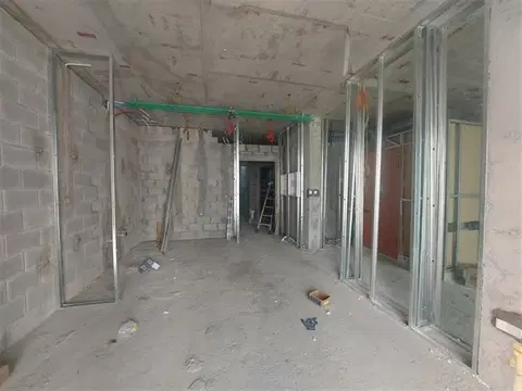 Palace Residences North, Creek Island construction progress — 9 January 2025, 53.84% complete, photo 1 of 5