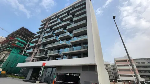 Ход строительства Stonehenge Residences, JVC District 10 — 22 января 2026, готовность 100,00%, снимок 2 из 15