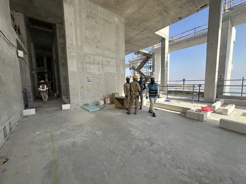 Ход строительства Verde By Sobha, Jumeirah Lakes Towers — 23 февраля 2026, готовность 61.68%, снимок 3 из 9