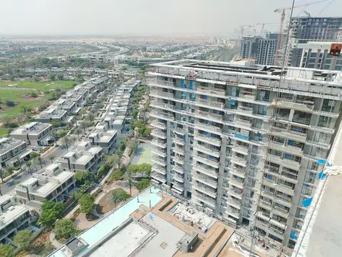 Golf Grand, Dubai Hills Estate construction progress — 30 July 2025, 77.02% complete, photo 3 of 6