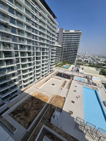Golf Grand, Dubai Hills Estate construction progress — 20 October 2025, 96.04% complete, photo 7 of 9