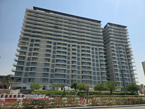 Golf Grand, Dubai Hills Estate construction progress — 20 October 2025, 96.04% complete, photo 3 of 9