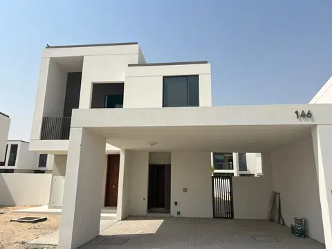 Ход строительства Fairway Villas 2, Emaar South — 17 августа 2026, готовность 92,16%, снимок 5 из 5