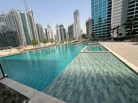 The Edge, Business Bay construction progress — 25 August 2026, 100.00% complete, photo 8 of 8