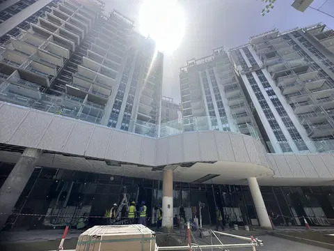Ход строительства Mangrove Residences, Expo City Dubai — 21 мая 2026, готовность 82,25%, снимок 7 из 9