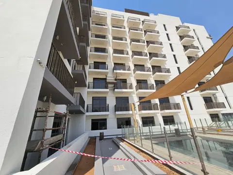 Ход строительства Azizi Amber, Al Furjan West — 26 августа 2024, готовность 97.09%, снимок 7 из 8