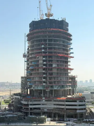 Ход строительства Canal Crown, Business Bay — 12 марта 2026, готовность 32.80%, снимок 1 из 11