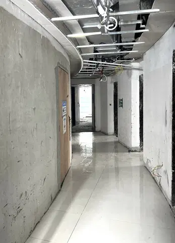 Canal Crown, Business Bay construction progress — 15 July 2026, 42.15% complete, photo 7 of 10