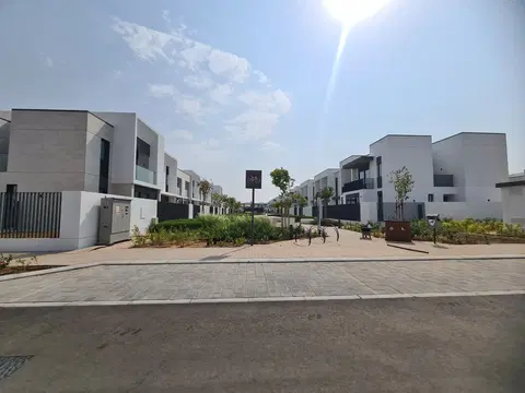 Ход строительства Arabian Ranches Lll - May, Arabian Ranches 3 — 10 августа 2026, готовность 100,00%, снимок 13 из 17